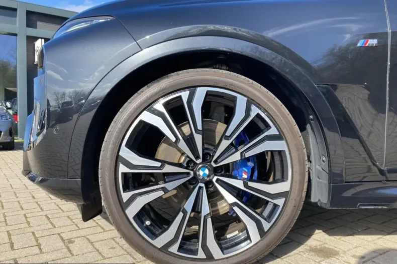 BMW X7 (Seria X) din 2024 cu 50.158 km - oferta BMW230749 - foto 7