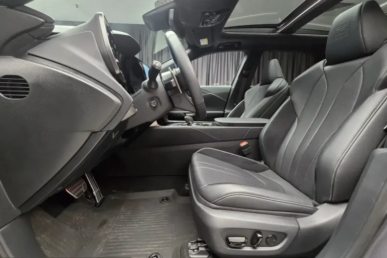 Lexus RX 500 din 2023 cu 29.020 km - oferta LEX230750 - foto 2