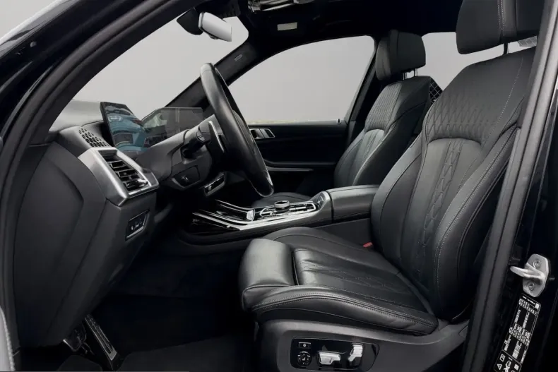 BMW X7 (Seria X) din 2024 cu 39.100 km - oferta BMW230751 - foto 9