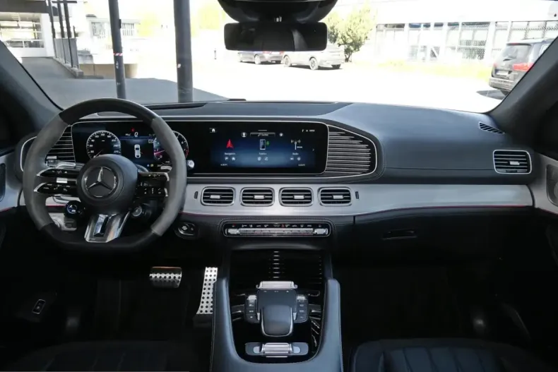 Mercedes-Benz GLE 63 AMG (Clasa GLE) din 2024 cu 30.500 km - oferta MER230752 - foto 12