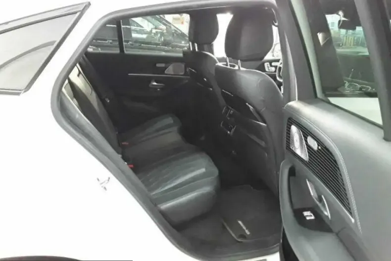 Mercedes-Benz GLE 53 AMG (Clasa GLE) din 2024 cu 26.201 km - oferta MER230753 - foto 10