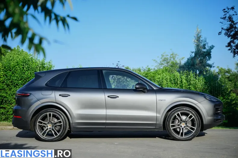 Porsche Cayenne din 2022 cu 49.700 km - oferta POR230757 - foto 3