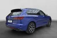 Volkswagen Touareg din 2022 cu 76.175 km - oferta VOL230762 - foto 2
