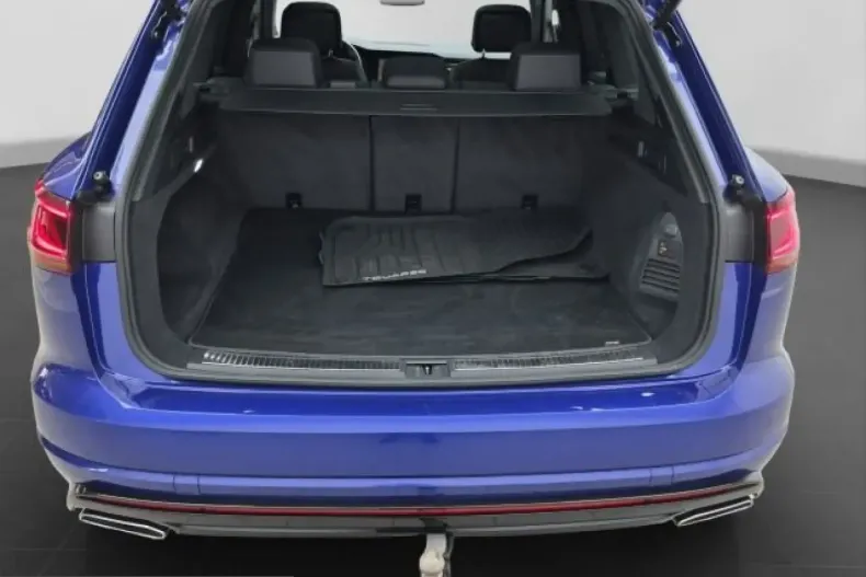 Volkswagen Touareg din 2022 cu 76.175 km - oferta VOL230762 - foto 16
