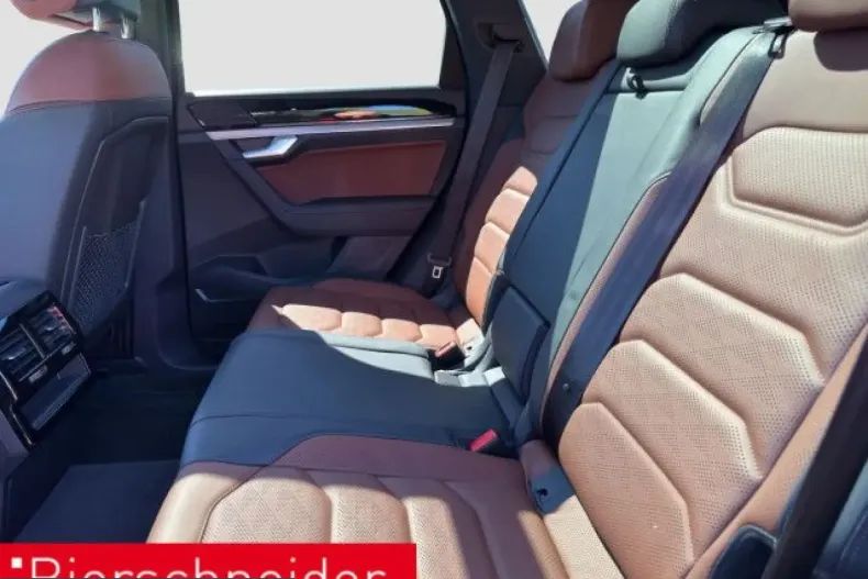 Volkswagen Touareg din 2025 cu 29.987 km - oferta VOL230764 - foto 12