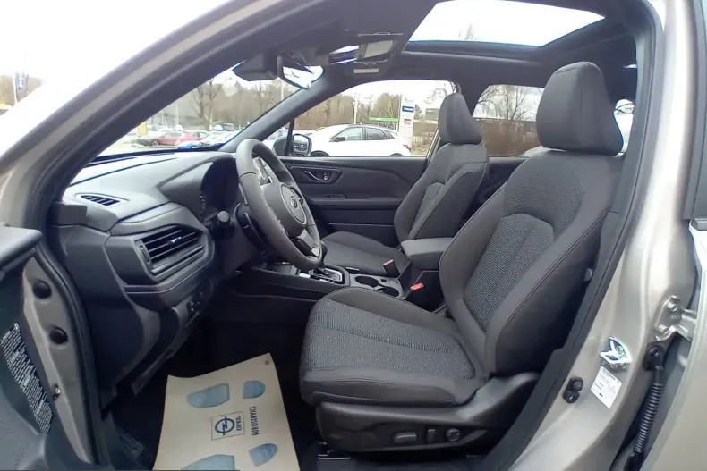 Subaru Forester din 2025 cu 9.000 km - oferta SUB230777 - foto 7