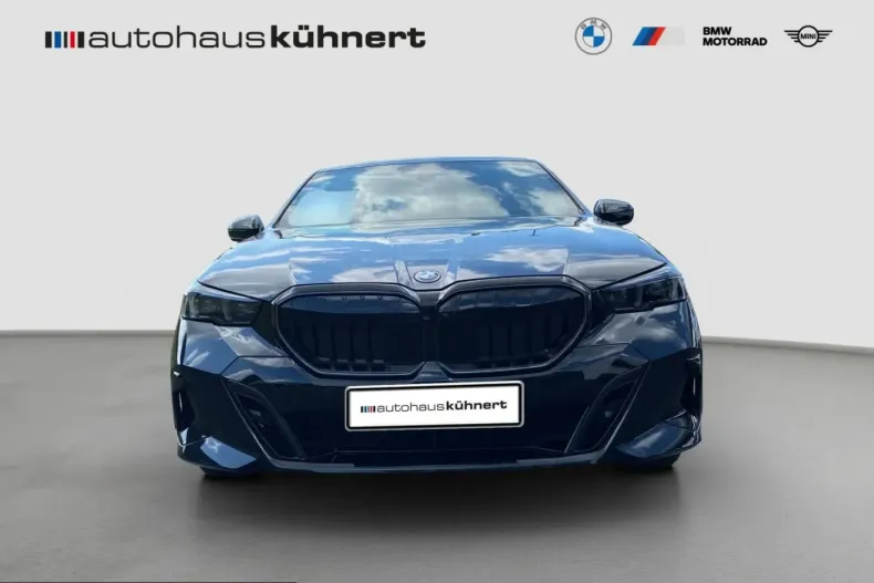 BMW 550 (Seria 5) din 2025 cu 27.024 km - oferta BMW230782 - foto 2