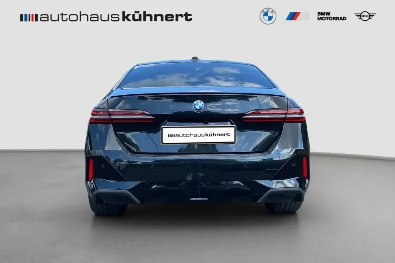 BMW 550 (Seria 5) din 2025 cu 27.024 km - oferta BMW230782 - foto 5