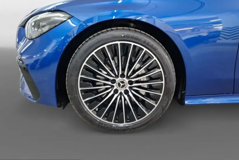Mercedes-Benz CLE 180 (Clasa CLE) din 2025 cu 9.673 km - oferta MER230786 - foto 9