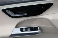 Mercedes-Benz E 300 (Clasa E) din 2025 cu 13.219 km - oferta MER230794 - foto 12