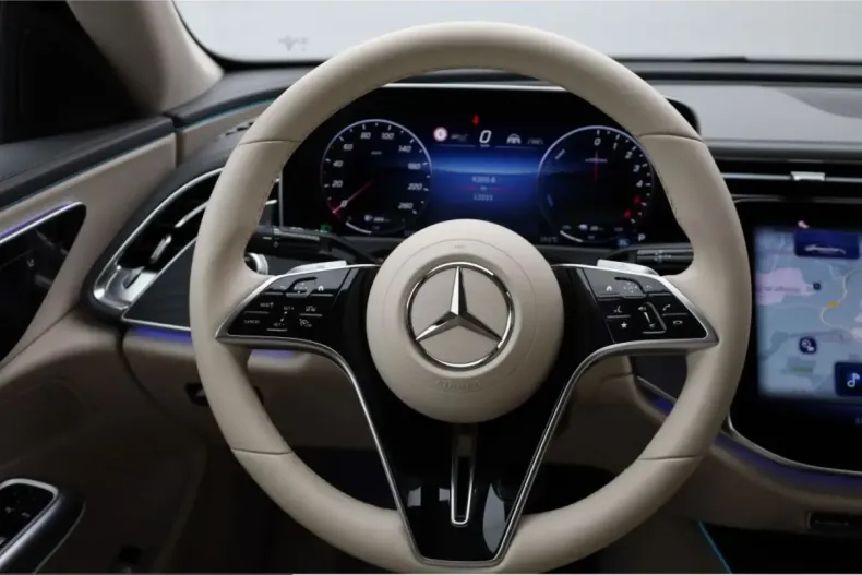 Mercedes-Benz E 300 (Clasa E) din 2025 cu 13.219 km - oferta MER230794 - foto 22
