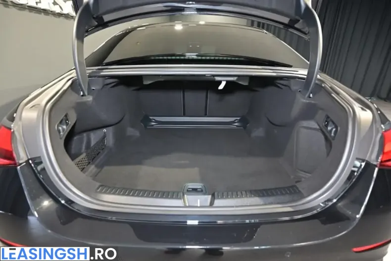 Mercedes-Benz E 220 (Clasa E) din 2025 cu 20.500 km - oferta MER230796 - foto 14
