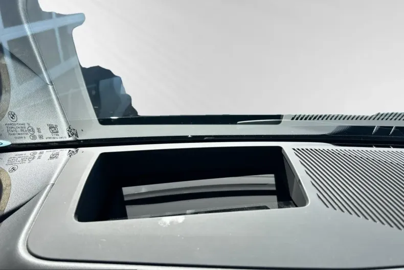 BMW 520 (Seria 5) din 2025 cu 13.200 km - oferta BMW230797 - foto 14