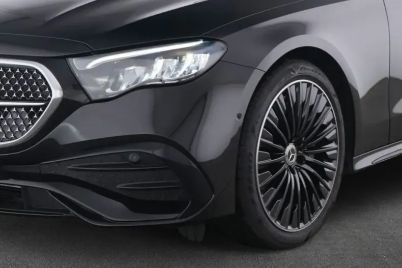 Mercedes-Benz E 220 (Clasa E) din 2025 cu 20.659 km - oferta MER230801 - foto 3