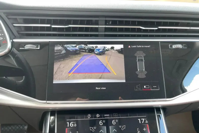 Audi Q7 din 2021 cu 62.832 km - oferta AUD230803 - foto 14