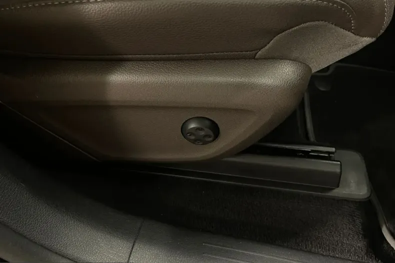 Mercedes-Benz GL 320 (Clasa GL) din 2022 cu 68.280 km - oferta MER230805 - foto 28