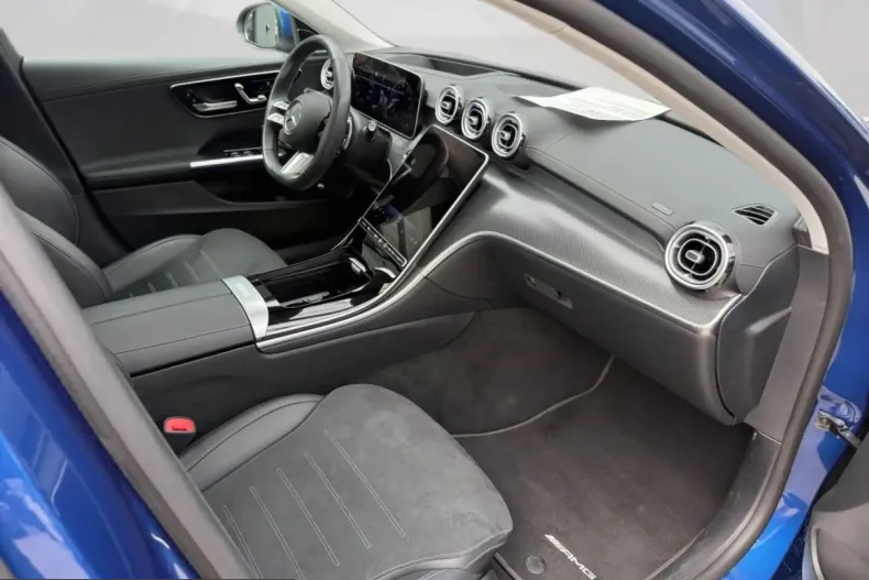 Mercedes-Benz C 300 (Clasa C) din 2025 cu 14.234 km - oferta MER230806 - foto 9