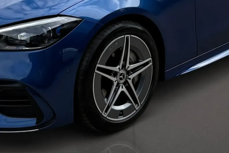 Mercedes-Benz C 300 (Clasa C) din 2025 cu 14.234 km - oferta MER230806 - foto 14