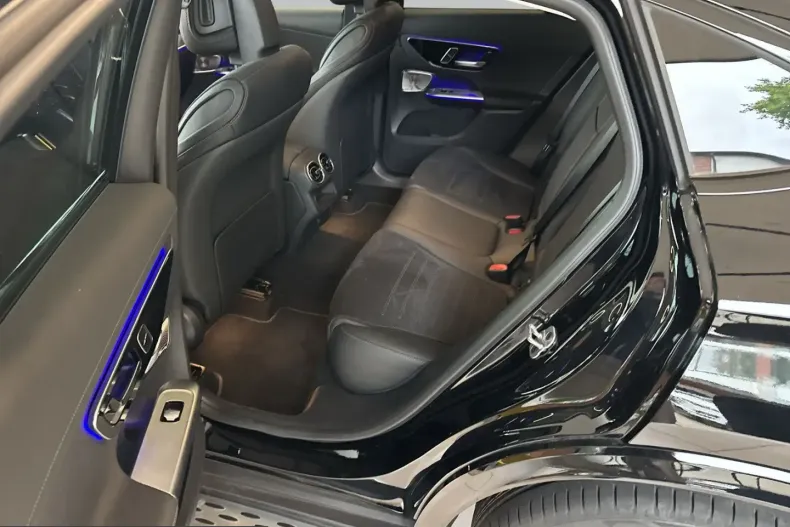 Mercedes-Benz GLC 200 (Clasa GLC) din 2025 cu 8.500 km - oferta MER230809 - foto 10
