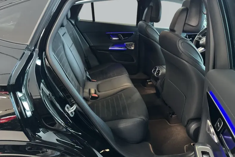 Mercedes-Benz GLC 200 (Clasa GLC) din 2025 cu 8.500 km - oferta MER230809 - foto 11