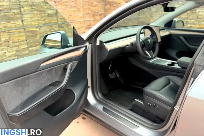 Tesla Model Y din 2025 cu 36.000 km - oferta TES230810 - foto 7