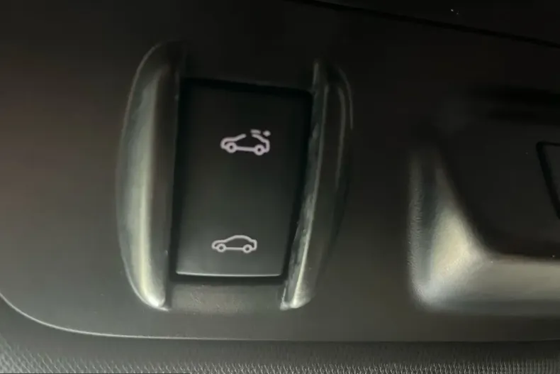 Chevrolet Camaro din 2023 cu 19.000 km - oferta CHE230819 - foto 19