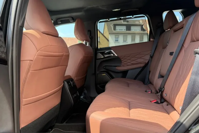 Mitsubishi Plug-in Hybrid Outlander din 2025 cu 11.865 km - oferta MIT230820 - foto 5