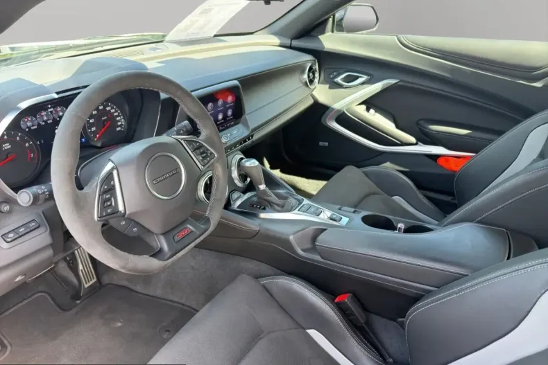 Chevrolet Camaro din 2024 cu 20.490 km - oferta CHE230822 - foto 8