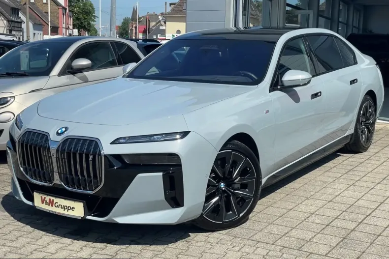 BMW i7 (Seria 7) din 2023 cu 28.920 km - oferta BMW230824 - foto 3