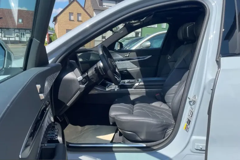 BMW i7 (Seria 7) din 2023 cu 28.920 km - oferta BMW230824 - foto 6