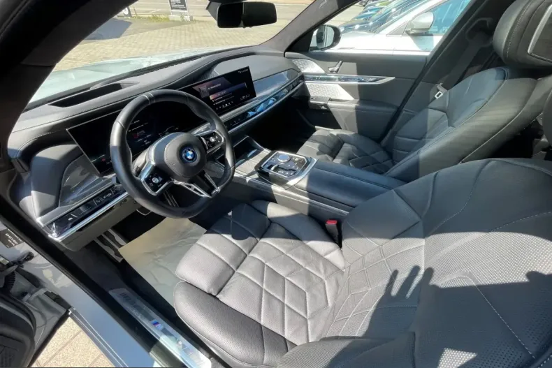 BMW i7 (Seria 7) din 2023 cu 28.920 km - oferta BMW230824 - foto 8