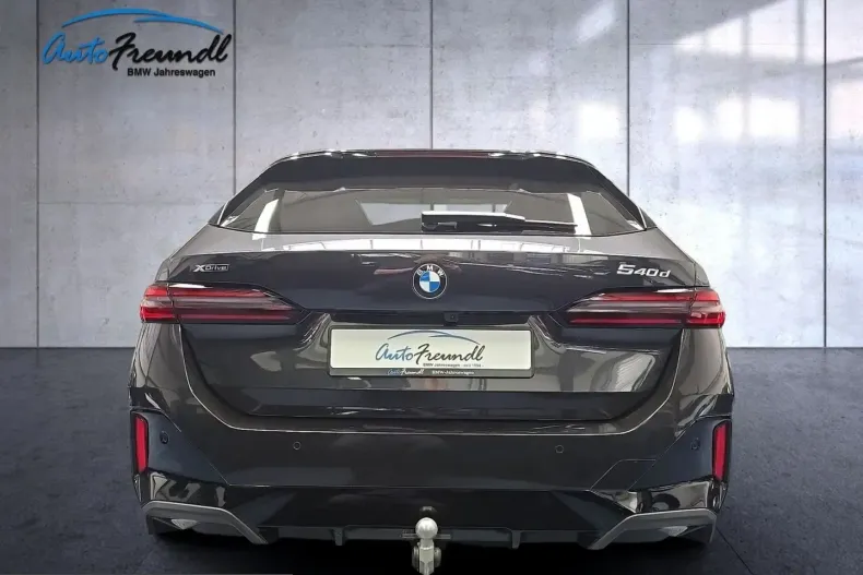 BMW 540 (Seria 5) din 2025 cu 26.900 km - oferta BMW230827 - foto 8