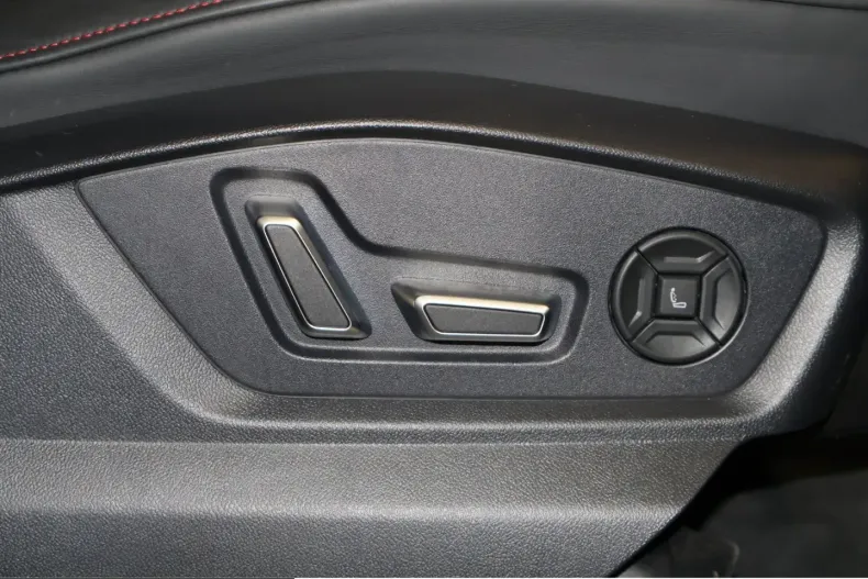 Audi SQ8 din 2025 cu 18.291 km - oferta AUD230834 - foto 22