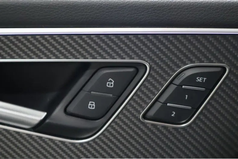 Audi SQ8 din 2025 cu 18.291 km - oferta AUD230834 - foto 25