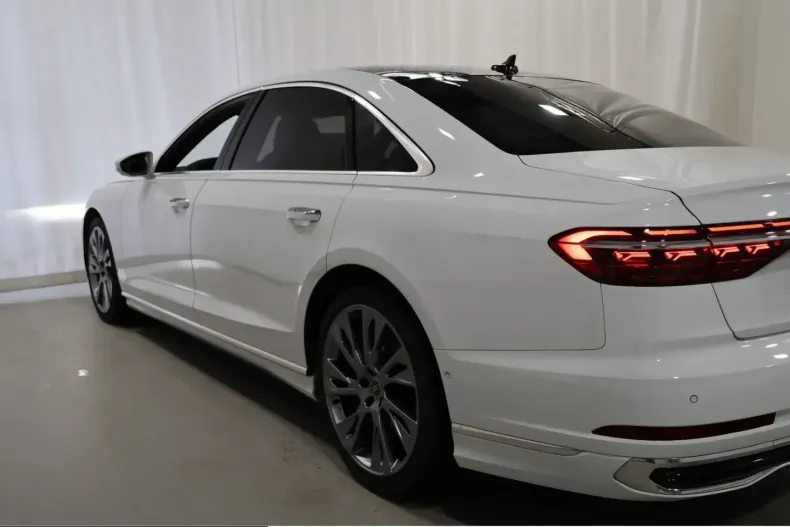 Audi A8 din 2024 cu 35.979 km - oferta AUD230841 - foto 13