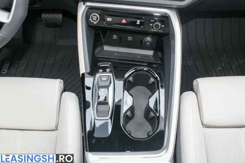 Audi Q5 din 2025 cu 9.900 km - oferta AUD230842 - foto 18