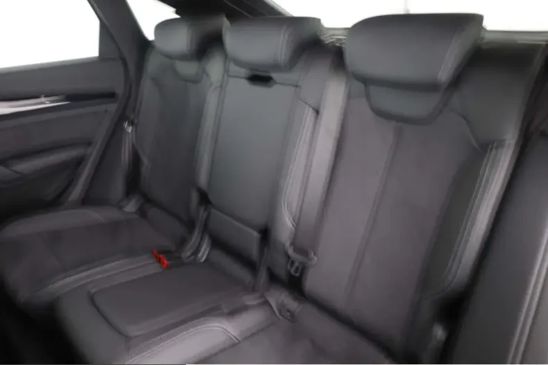 Audi Q5 din 2024 cu 31.807 km - oferta AUD230851 - foto 10