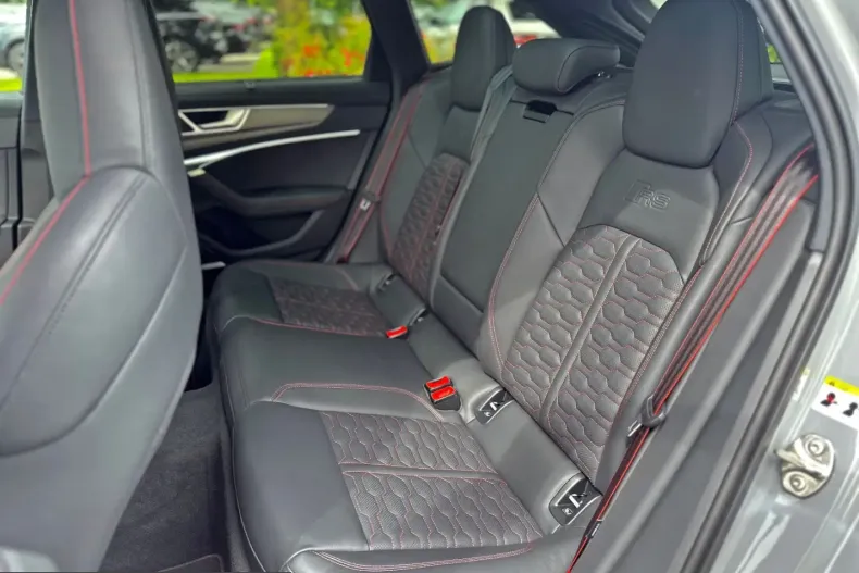 Audi RS6 din 2025 cu 6.390 km - oferta AUD230852 - foto 26