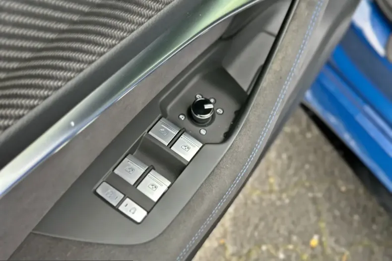 Audi RS6 din 2025 cu 34.590 km - oferta AUD230853 - foto 8