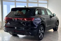 Volkswagen Touareg din 2023 cu 52.907 km - oferta VOL230858 - foto 14