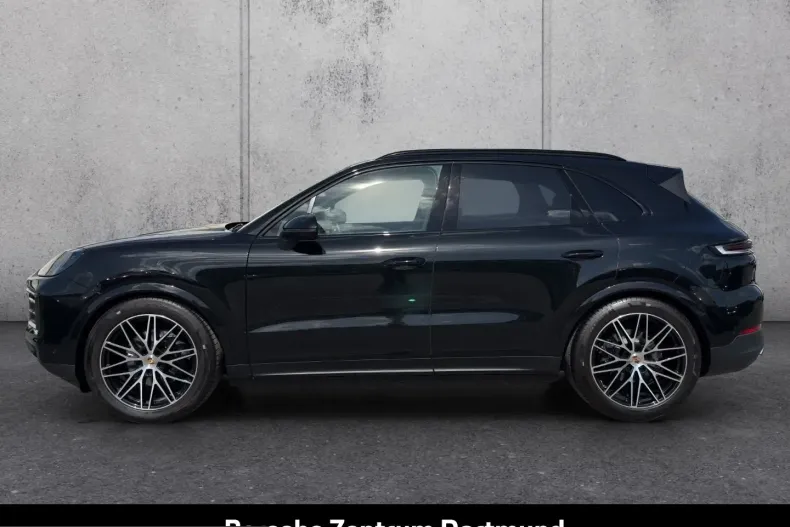 Porsche Cayenne din 2025 cu 3.797 km - oferta POR230865 - foto 2