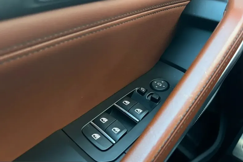 BMW X6 (Seria X) din 2023 cu 64.990 km - oferta BMW230868 - foto 22