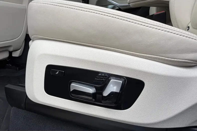 BMW X7 (Seria X) din 2022 cu 35.000 km - oferta BMW230870 - foto 16