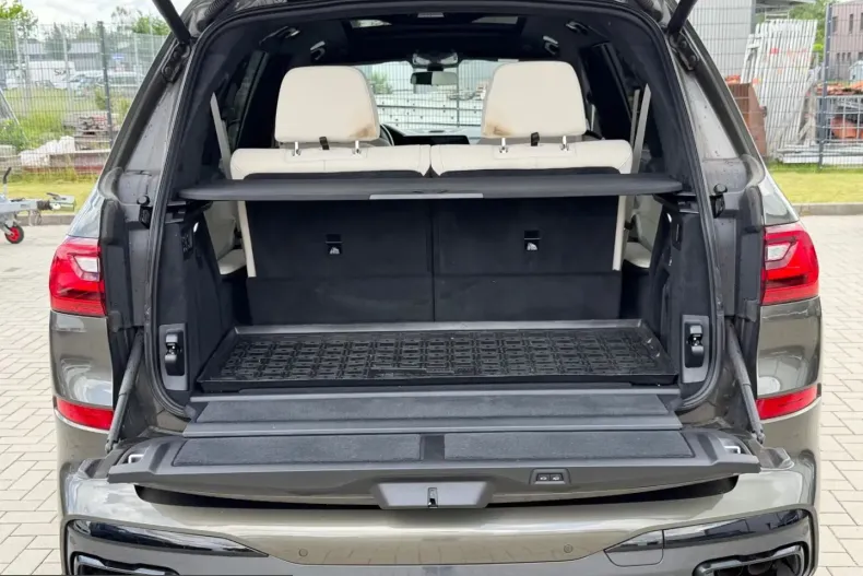 BMW X7 (Seria X) din 2022 cu 35.000 km - oferta BMW230870 - foto 30