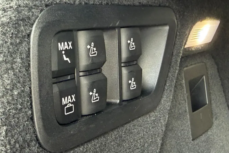 BMW X7 (Seria X) din 2022 cu 35.000 km - oferta BMW230870 - foto 31