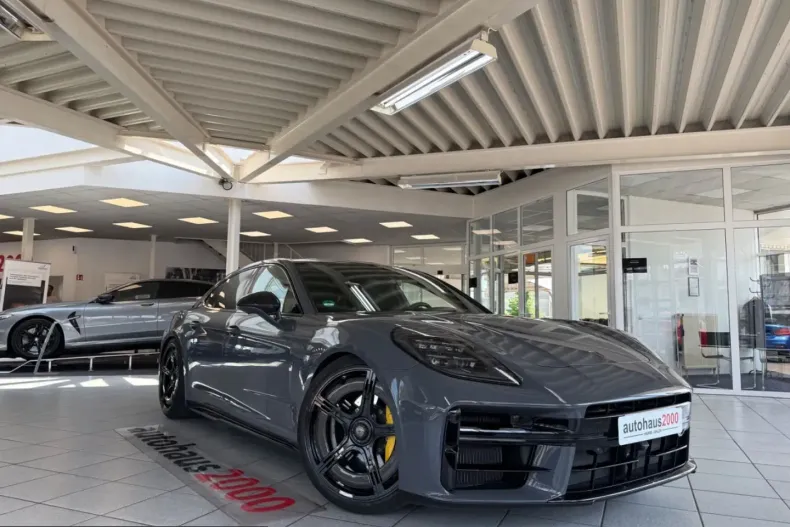 Porsche Panamera din 2025 cu 10.811 km - oferta POR230875 - foto 1