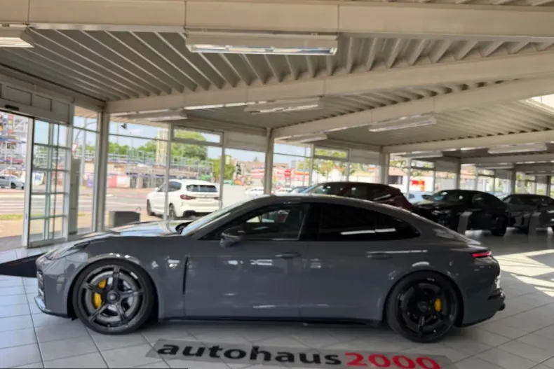Porsche Panamera din 2025 cu 10.811 km - oferta POR230875 - foto 6