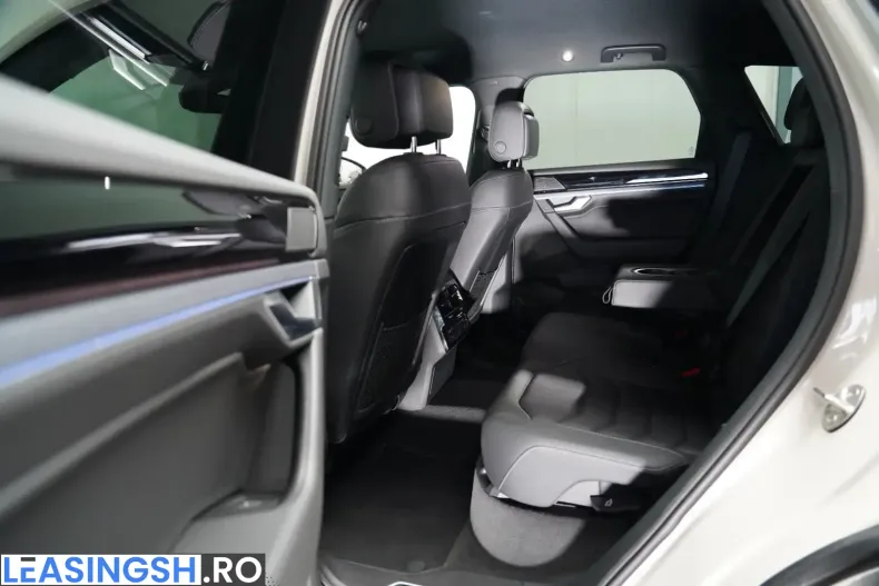 Volkswagen Touareg din 2025 cu 36.000 km - oferta VOL230878 - foto 19