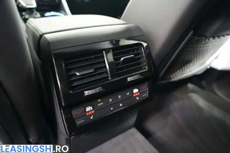 Volkswagen Touareg din 2025 cu 36.000 km - oferta VOL230878 - foto 21