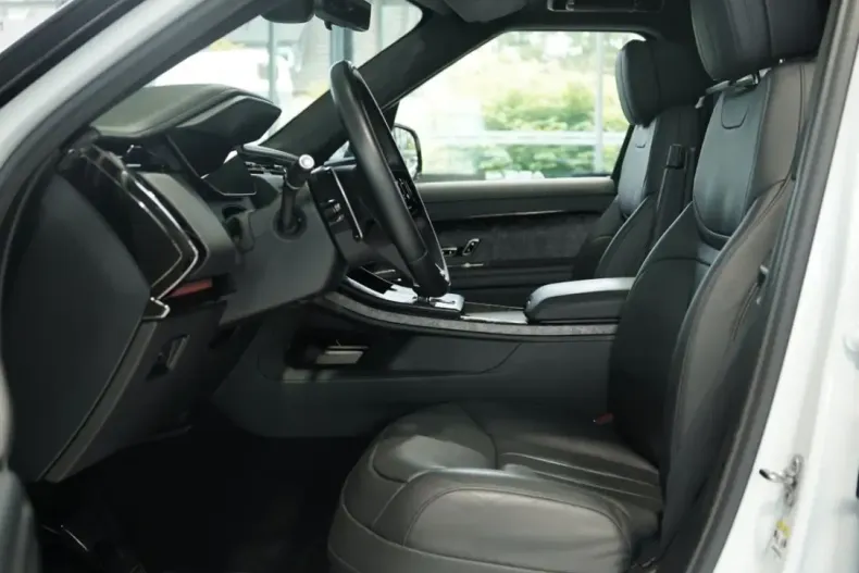 Land Rover Range Rover Sport din 2024 cu 62.000 km - oferta LAN230882 - foto 30